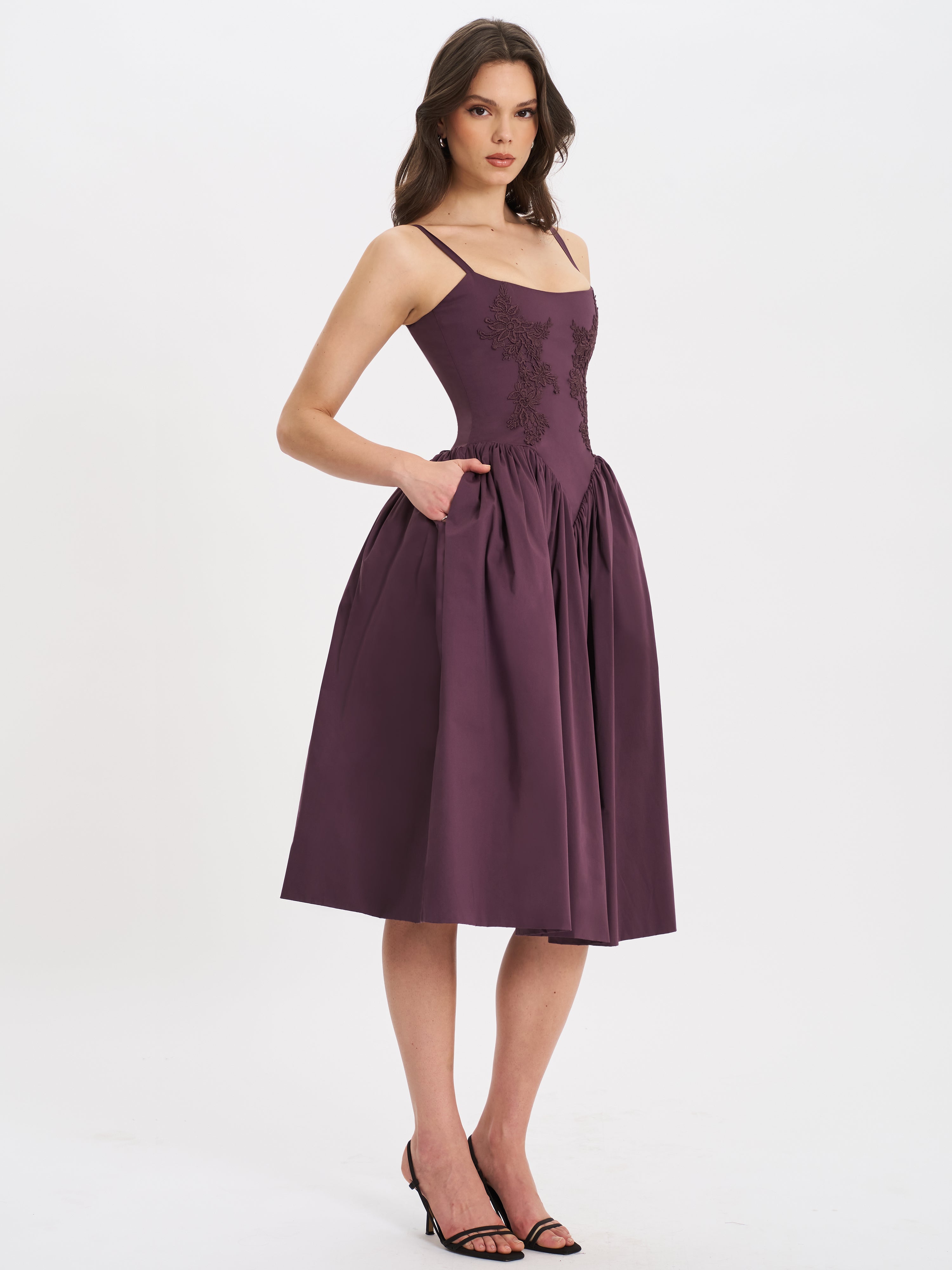 Rabella | Elegant Midi Dress