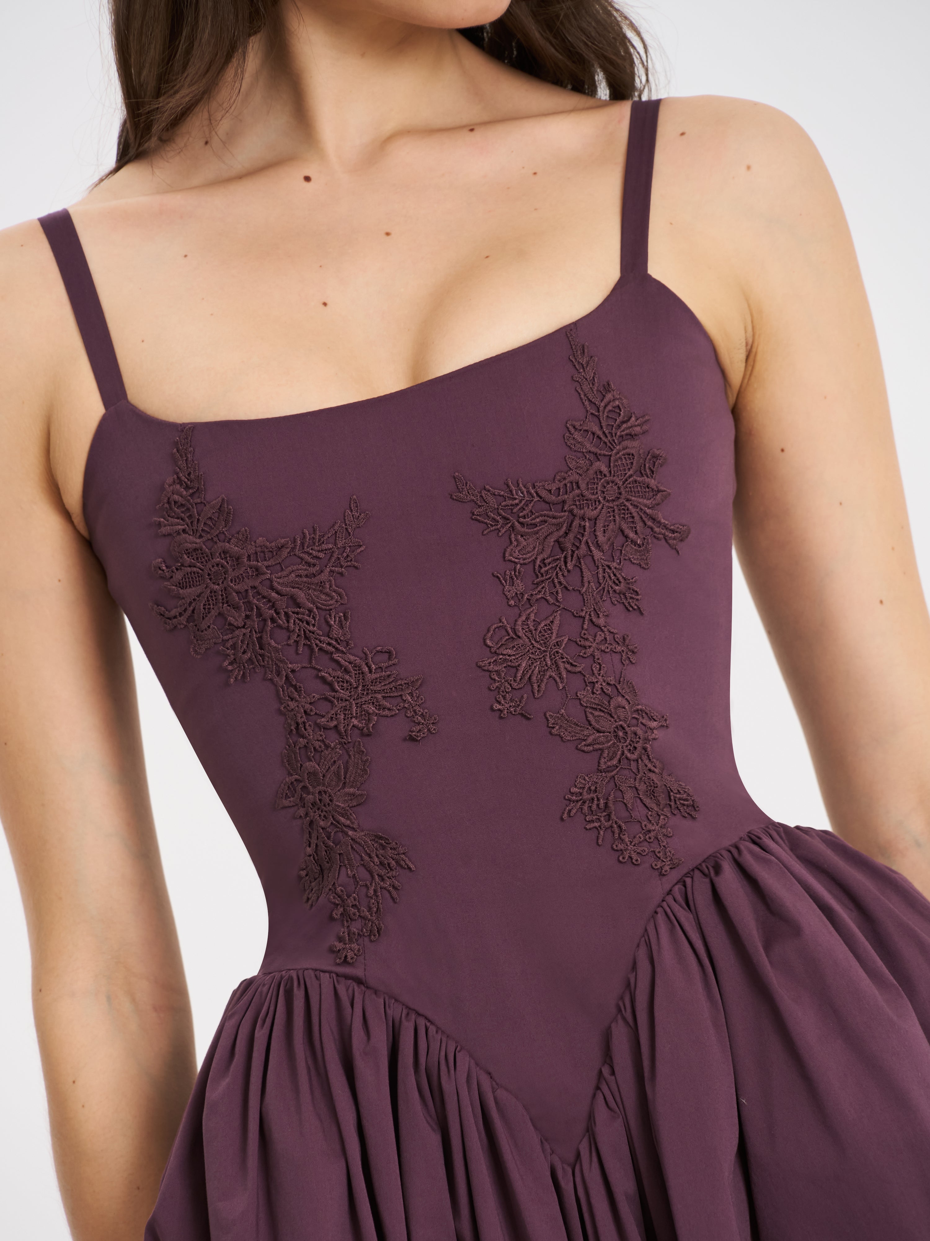 Rabella | Elegant Midi Dress