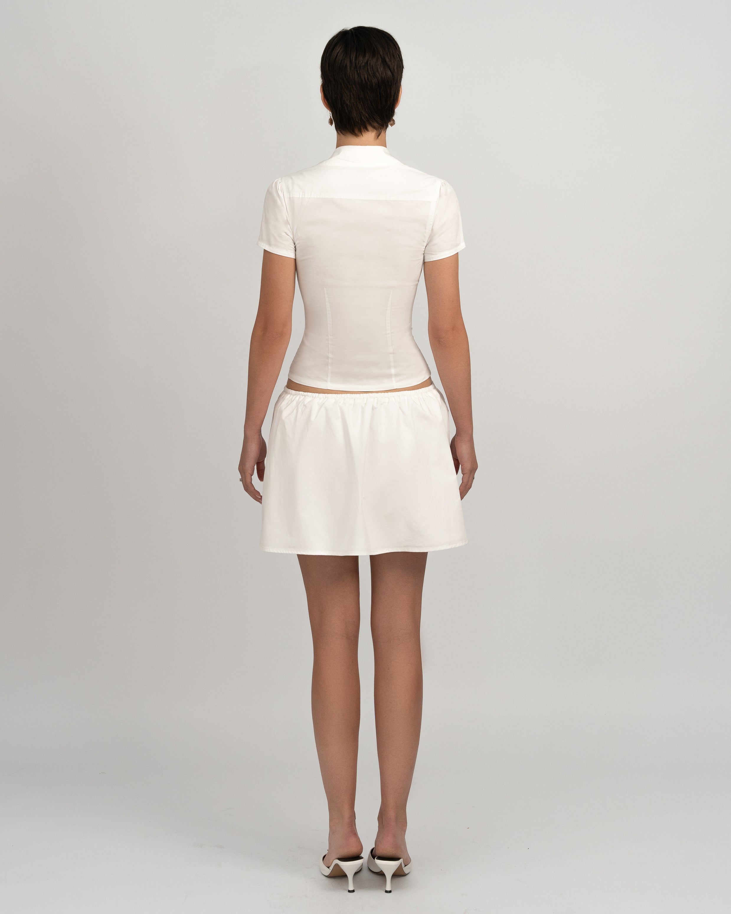 WHITE BLOUSE