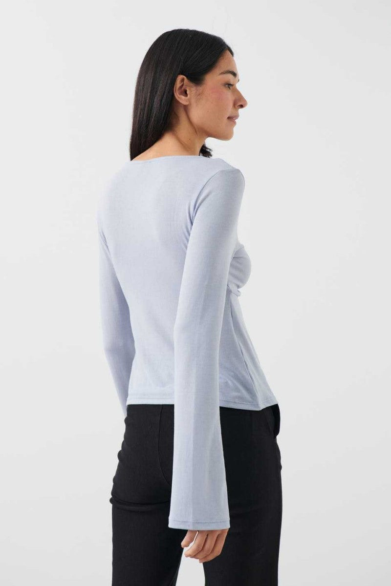 LIGHT BLUE TIE TOP