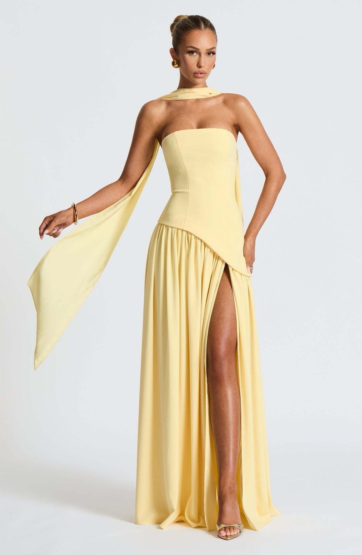 Sainte | Elegant Maxi Dress