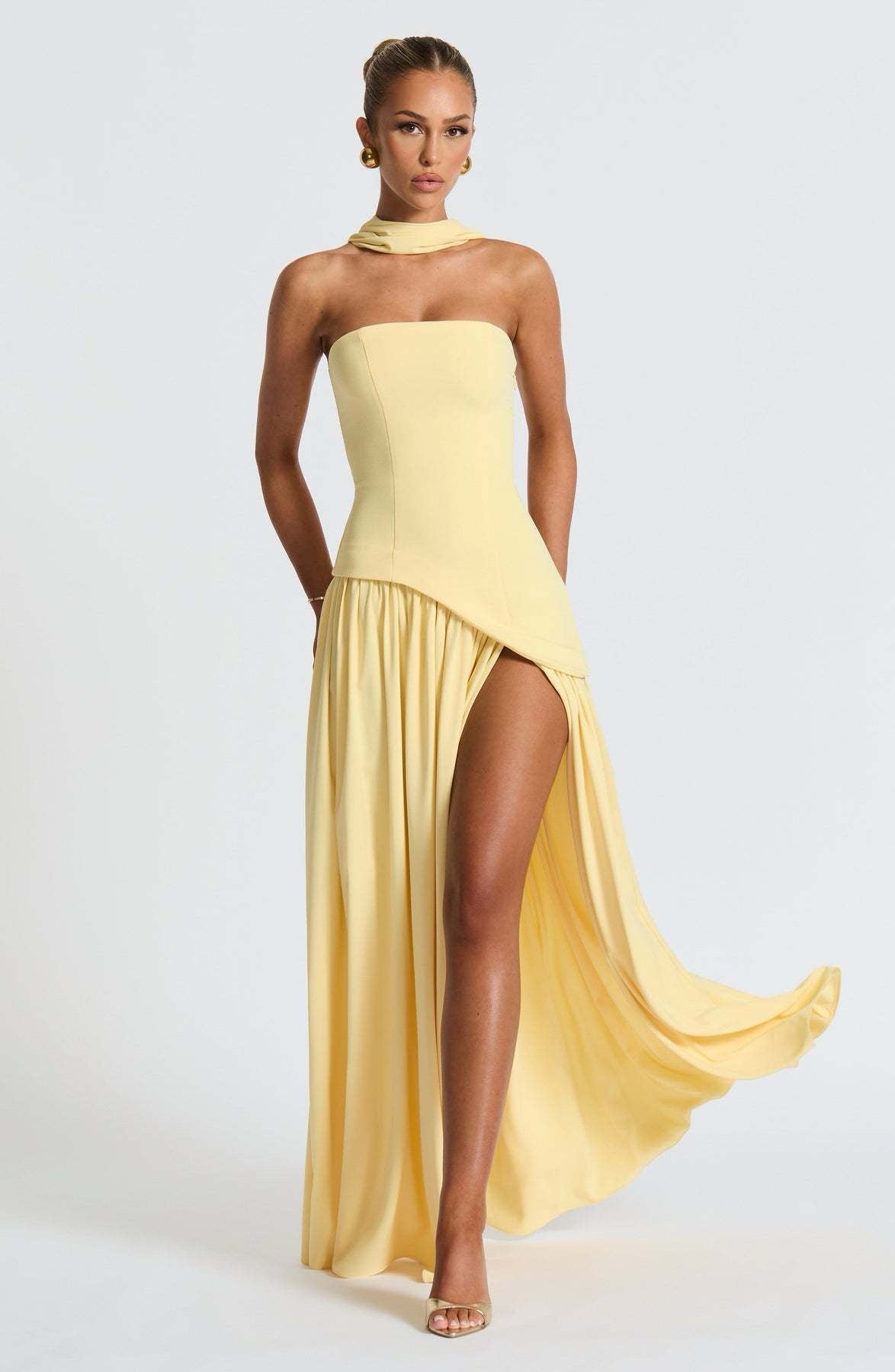Sainte | Elegant Maxi Dress