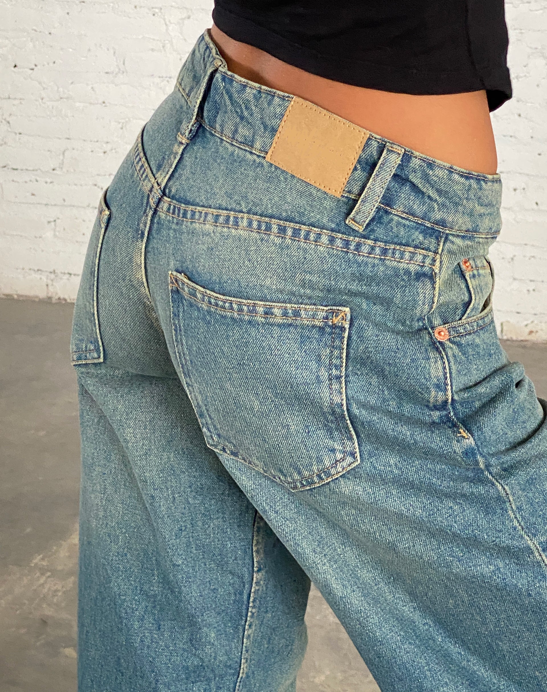 Ariella | Low Rise Jeans