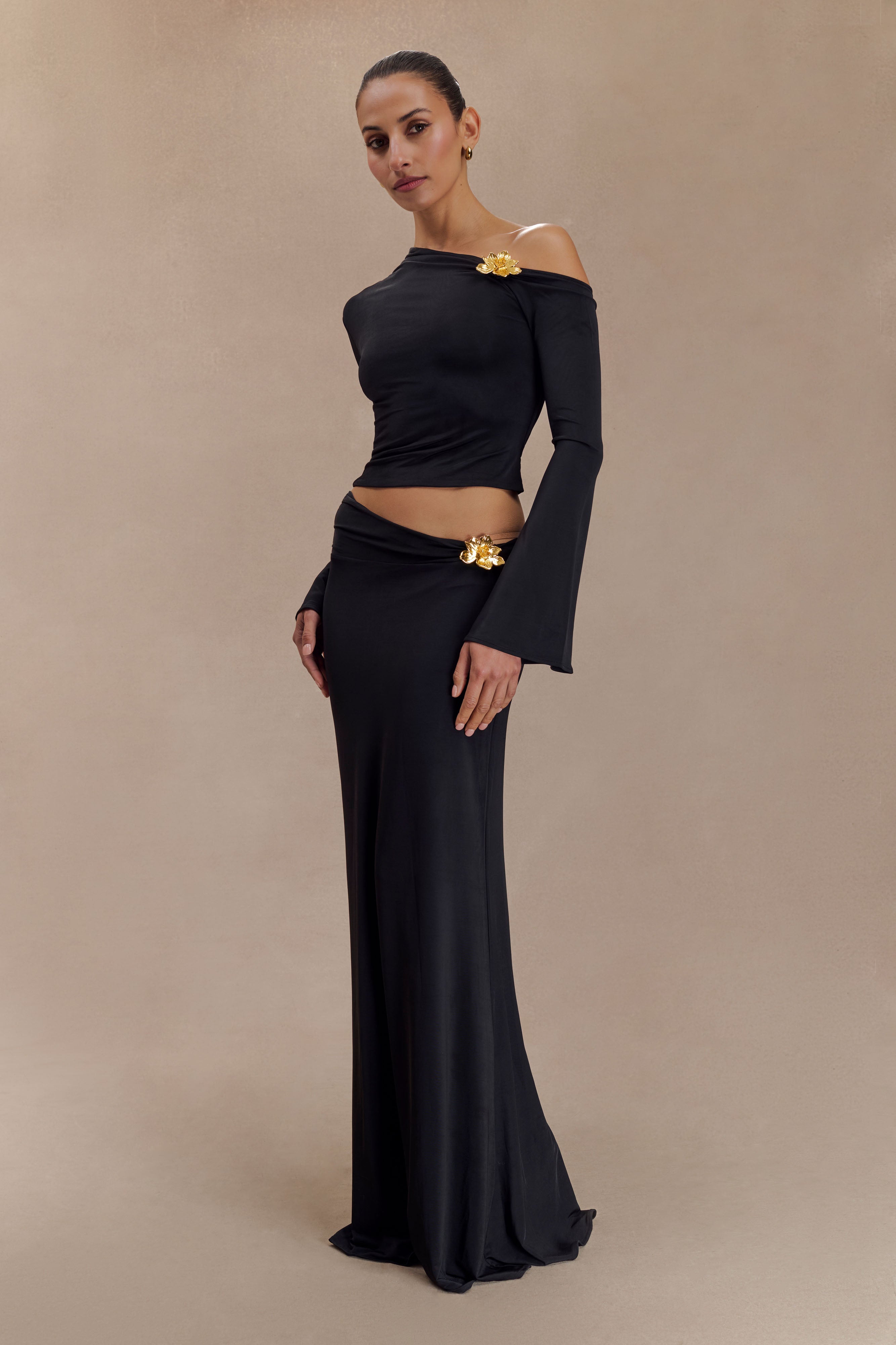 BLACK OUTFIT SET