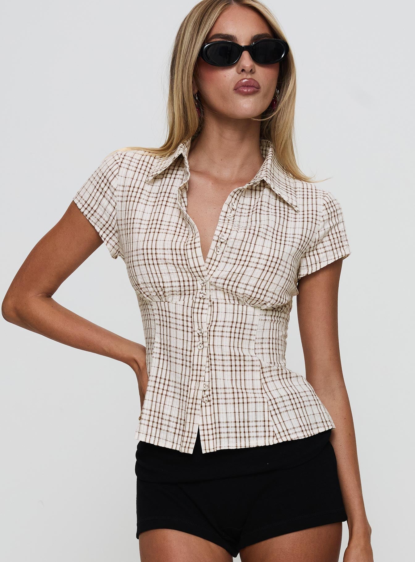 BROWN BLOUSE