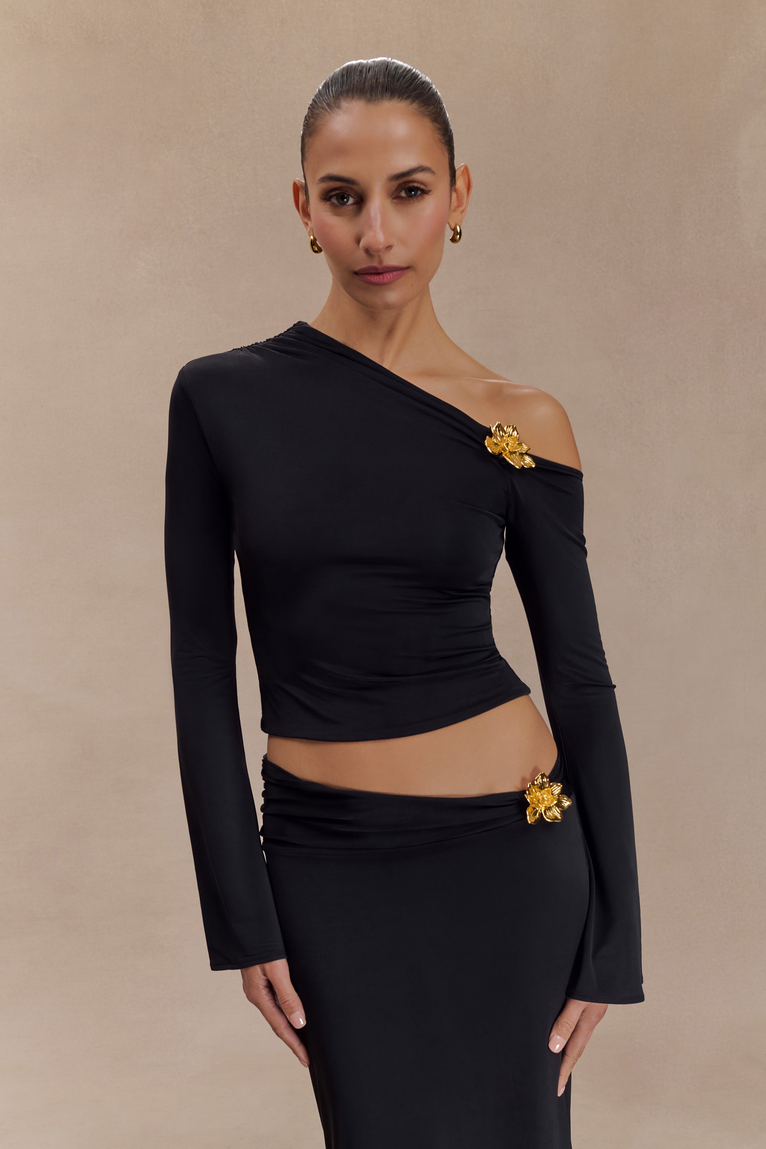 BLACK OUTFIT SET