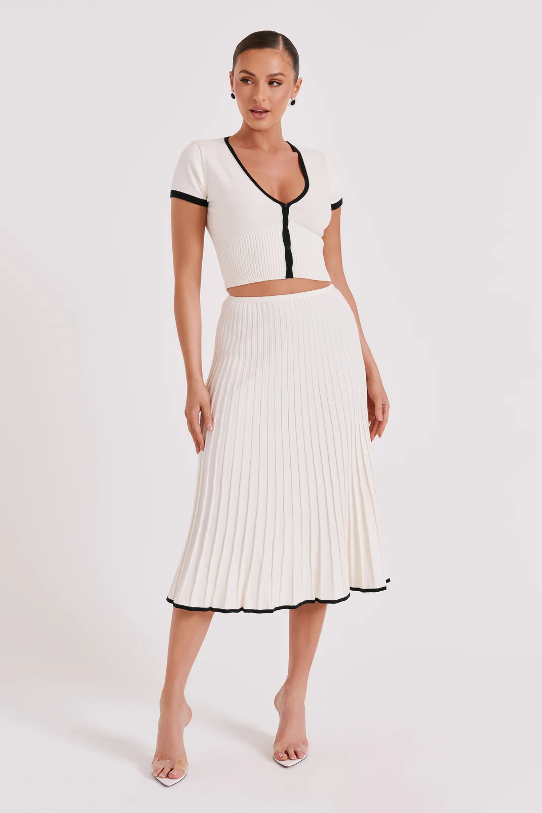 WHITE OUTFIT SET