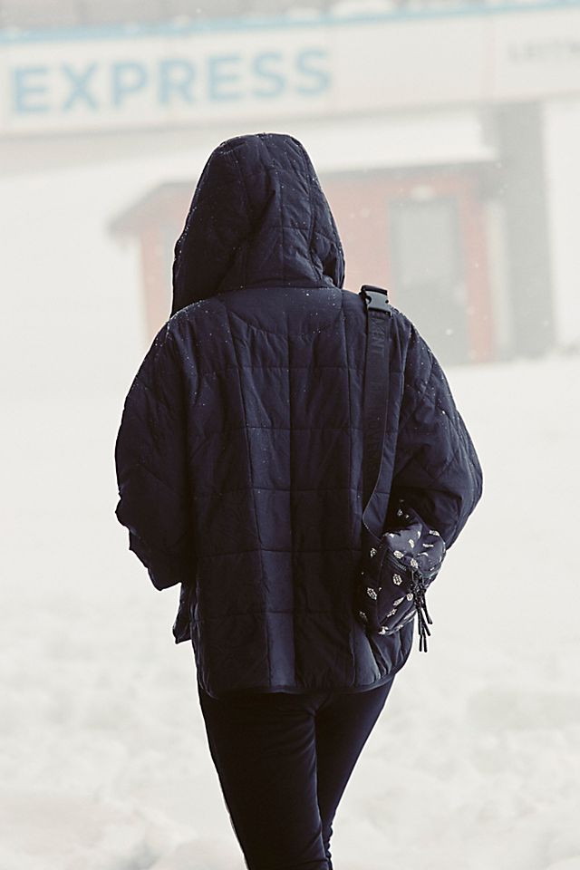 Anora Pullover Puffer